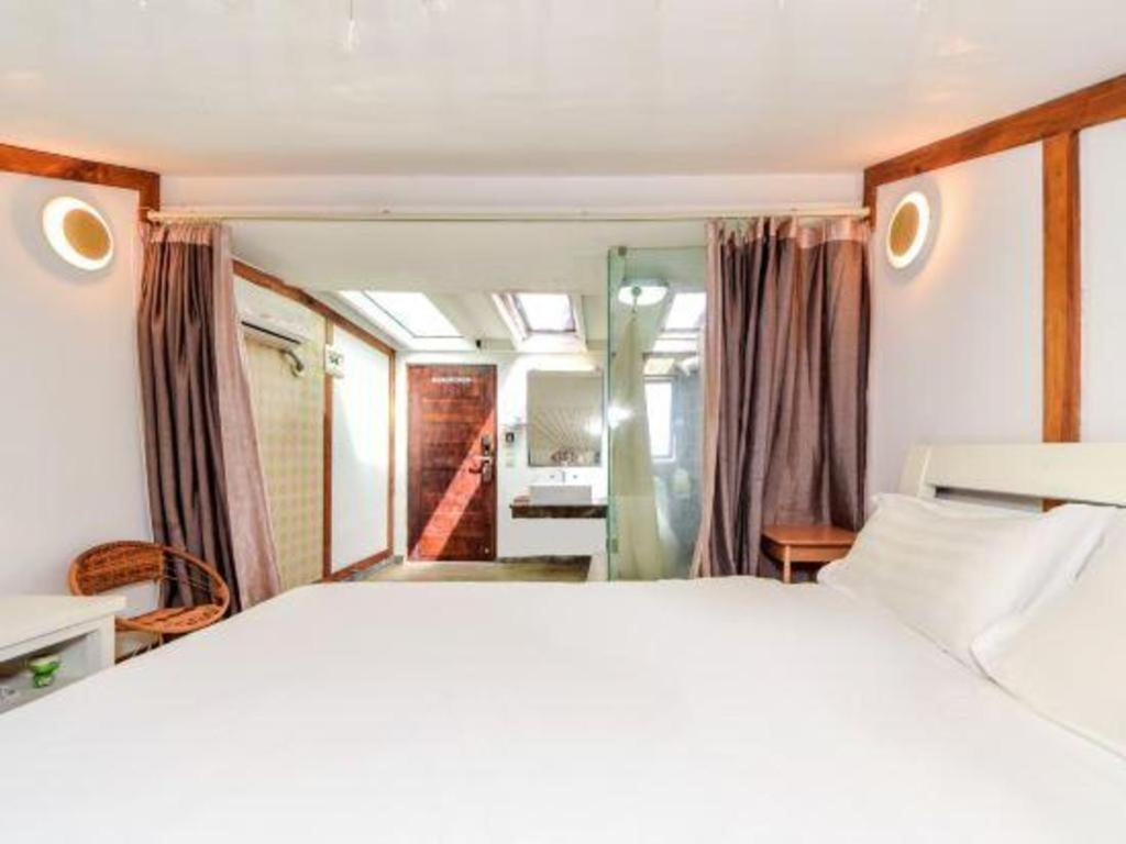 Dali Four Seasons Hostel Eksteriør billede